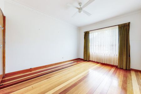 11 Commercial Road, Footscray - Photo 5