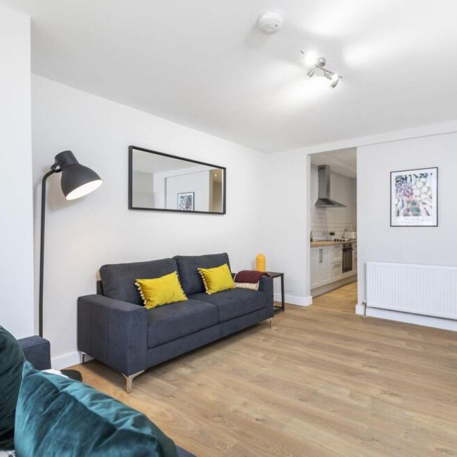 4 Norwood Road, Leeds, LS6 1DZ - Photo 1