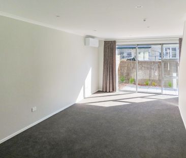 CENTRAL LOWER HUTT LIVING - Photo 6