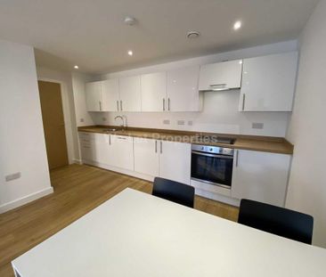 3 bedroom apartment to rent - Photo 2