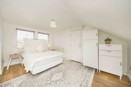 Kenley Road, St Margarets, TW1 - Photo 2