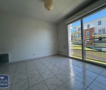 Location Appartement 1 pièce 27m² NIORT 79000 - Photo 3