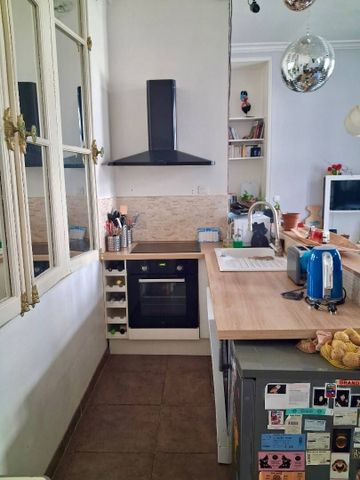 Appartement meublé de charme – 50 m² – Centre-vill - Photo 4