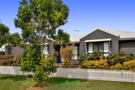 1 Coolidge Street, Mount Louisa - Photo 5