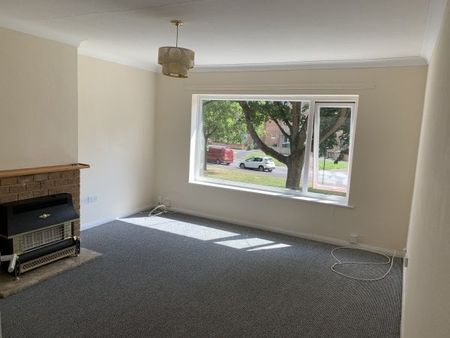 Glapton Lane, Nottingham, NG11 - Photo 3