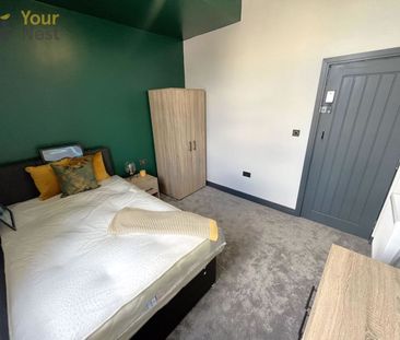 Room 4, Oak House, Leeds, LS11 9PG - Photo 3