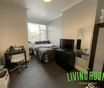 6 bedroom house to rent - Photo 3