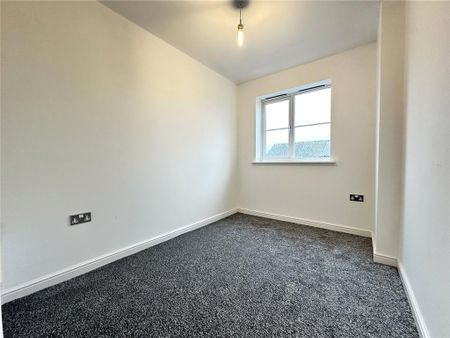 3 bedroom semi-detached house to rent - Photo 4