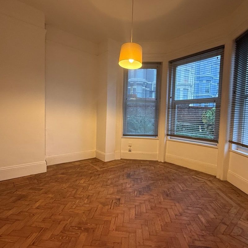 Alexandra Road - Photo 1