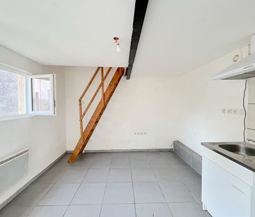 A LOUER APPARTEMENT 2 PICES AVEC TERRASSE - LE HAILLAN - Photo 4