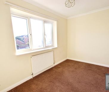 2 bedroom semi-detached house to rent - Photo 5