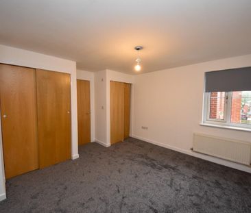 2 bed Apartment for Rent - Photo 6