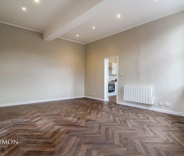 Walmersley Old Road, Walmersley - Photo 1