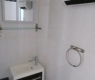 Location Appartement 1 pièce 25m² CARCASSONNE 11000 - Photo 2