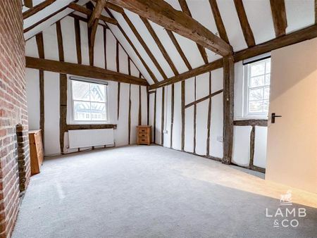 3 bedroom semi-detached house to rent - Photo 2