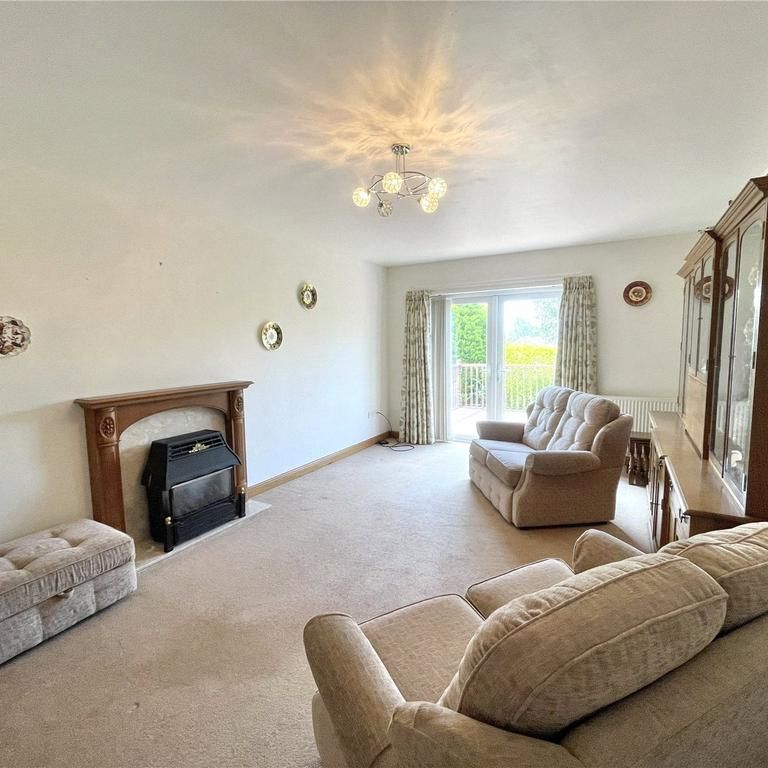 3 bedroom bungalow to rent - Photo 1