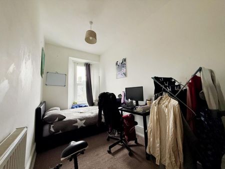 15 Woodland Terrace,, Plymouth - Photo 2