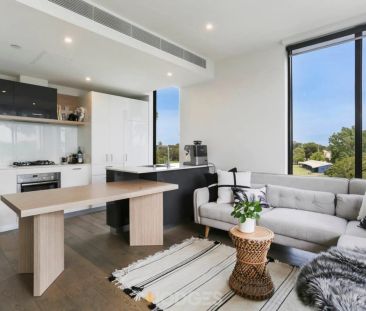 RESORT STYLE LIVING - ONE BEDROOM GEM! - Photo 2