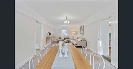 Prime CBD Location – Spacious Double Brick Californian Bungalow - Photo 4