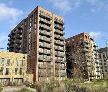 2 Cedrus Avenue, Southall, London, UB1 - Photo 5