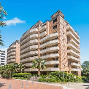 Stylish Apartment Living with Bush Outlook and Premium Amenities - Photo 2
