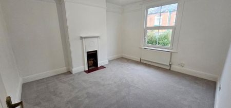 3 bedroom terraced house to rent - Photo 5