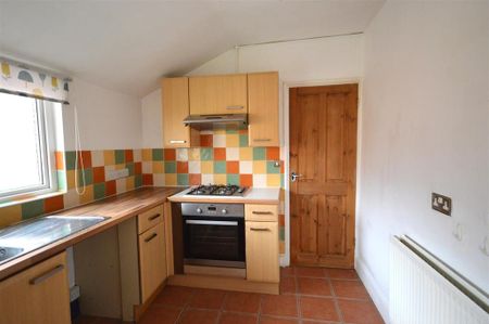 2 bedroom flat to rent - Photo 4