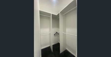 Modern 4-Bedroom Duplex for Rent at Greystanes!!– Spacious and Stylish! - Photo 5