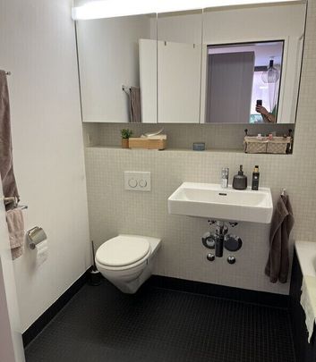 APPARTEMENT DE 21/2 PIÈCES À ZURICH - QUARTIER 12, MEUBLÉ, TEMPORAIRE - Foto 1