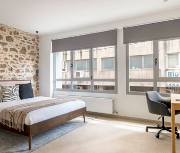 Psyrri Hideout · Chic 2BR Apartment - Photo 3