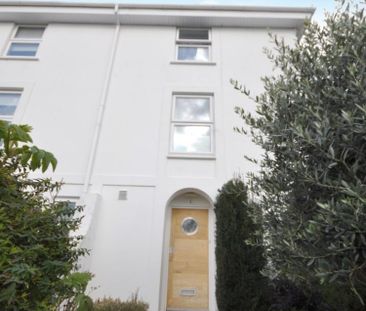 1 bedroom House To Let - Photo 2