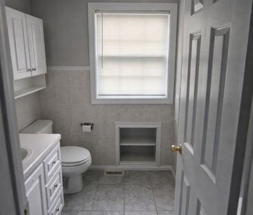 For Lease - 4942 Armoury Street, Niagara Falls, Ontario - Photo 4