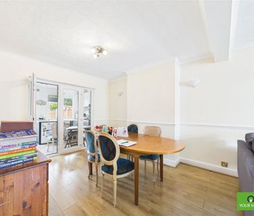 3 bedroom terraced house to rent - Photo 3
