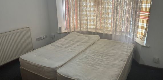 Room in a Shared House, Southampton, SO14 - Photo 2