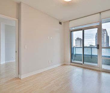2 Bedrooms + Den - Photo 1