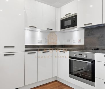 Campion House, Canada Water - Photo 2