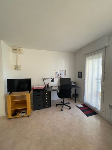 Location Appartement 1 pièce 30m² - Photo 3