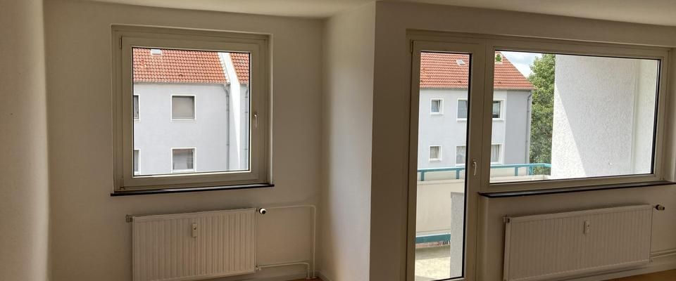Schöne Zweizimmerwohnung mit Balkon - Foto 1