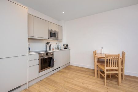 1 bedroom apartment to rent - Photo 4