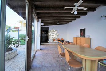 Villa con piscina - Sicilia