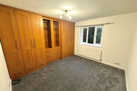 Greasby Road - Photo 5