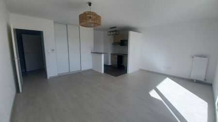 location Appartement T1 DE 39.3m² À COLOMBES - Photo 5