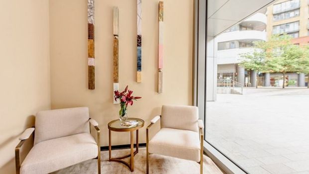 Merchant Square East, Paddington and Bayswater, London, W2 - Photo 1