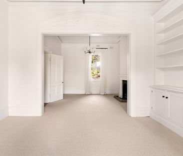 Grand Victorian with exceptional space in the heart of Glebe - Photo 4