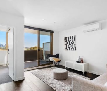 Modern Richmond Living with Resort Comforts and Everything You Love... - Photo 3