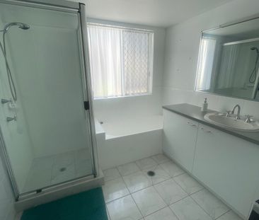 Mooloolaba - Photo 5