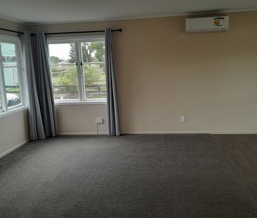 TIDY FAMILY HOME - Photo 4