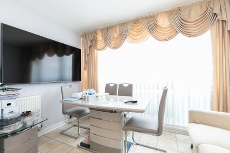 3 Bed Flat, Kiln Place, NW5 - Photo 3