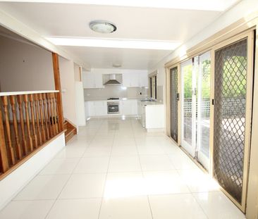 Renovated Big Home in Ray Road Close to Epping Station - Photo 6