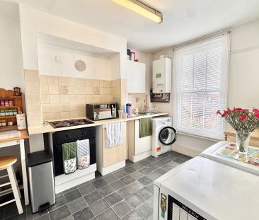 Bellevue Road, Ramsgate, CT11 8DN, Kent - Photo 3